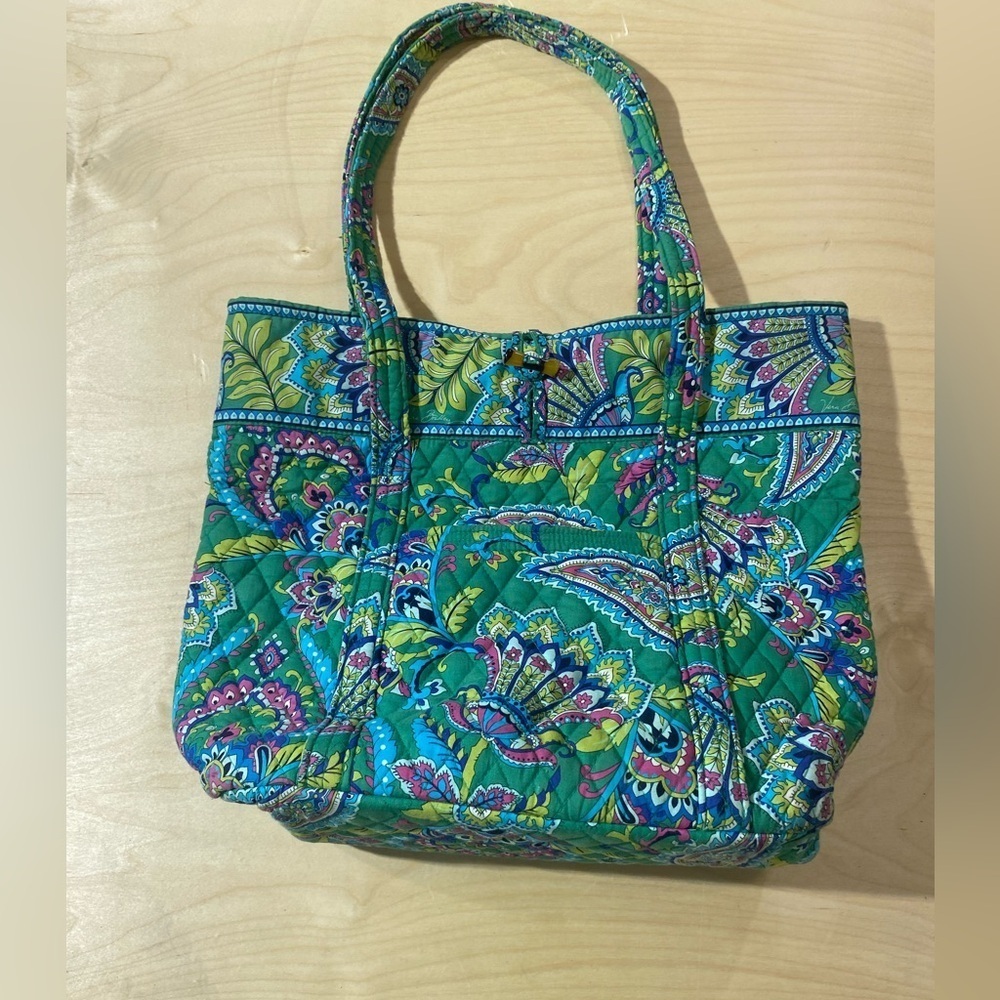 Vera Bradley Shoulder Purse (P)